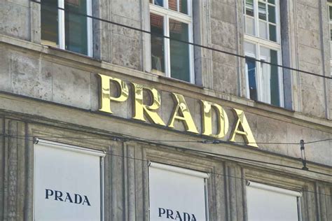 prada paese